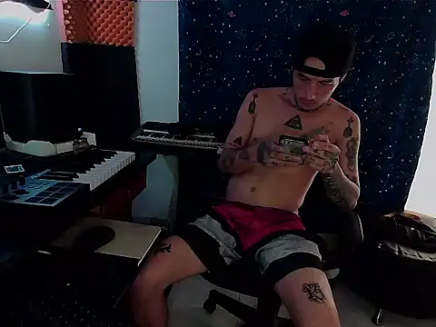 patrik tattoo  online show from February 2025 10:15:02 PM