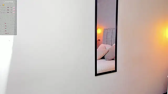 tutu milf online show from March 2025 07:06:01 PM