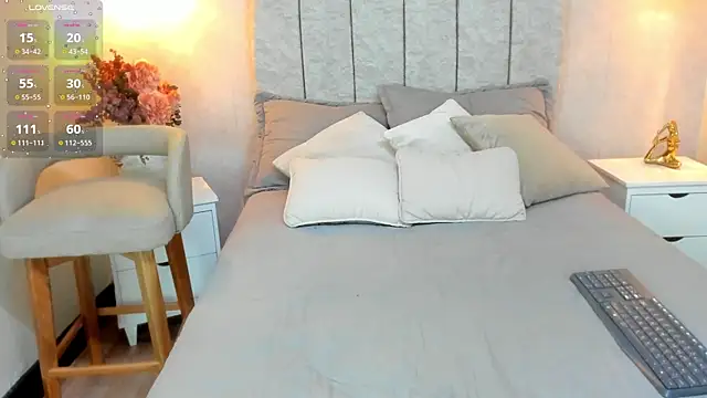 tutu milf online show from February 2026 07:17:02 PM