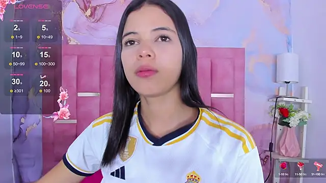 LizzMartin online show from March 2025 06:05:02 AM