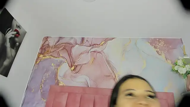 LizzMartin online show from September 2025 07:14:01 PM