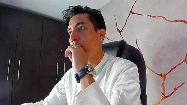 Snapshot of EdwardVlad chatting on December 2024 07:39:02 PM EdwardVlad online show from December 2024 07:39:02 PM