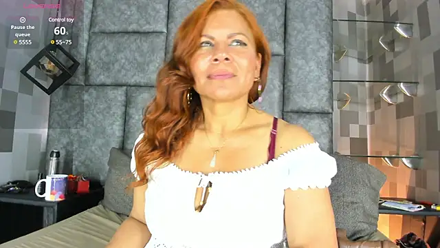 Corina Taylor  online show from February 2025 09:14:01 PM