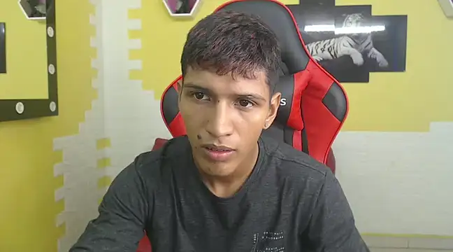 mau elixxx online show from December 2024 02:01:02 AM