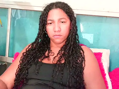 Snapshot of bellacrespalatina chatting on April 2026 02:27:02 AM bellacrespalatina online show from April 2026 02:27:02 AM