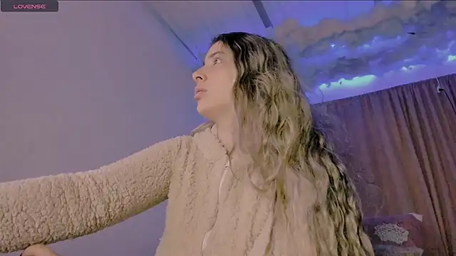 Snapshot of Lauu_G chatting on March 2025 03:21:02 AM Lauu G online show from March 2025 03:21:02 AM