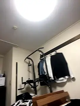 YU-KI00 online show from November 2025 10:37:01 AM