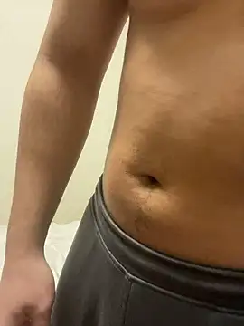 YU-KI00 online show from December 2025 10:13:02 AM