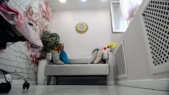 Snapshot of Cutie_Asya chatting on May 2026 08:12:02 AM Cutie Asya online show from May 2026 08:12:02 AM