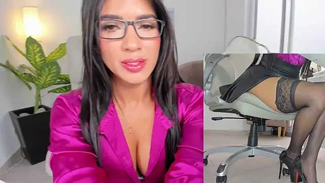 kimberly  online show from February 2025 07:21:01 PM