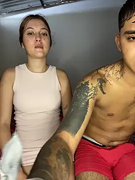 Jonlis01 online show from February 2025 04:00:02 PM