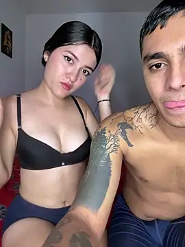 Snapshot of Jonlis01 chatting on December 2025 04:03:01 PM Jonlis01 online show from December 2025 04:03:01 PM