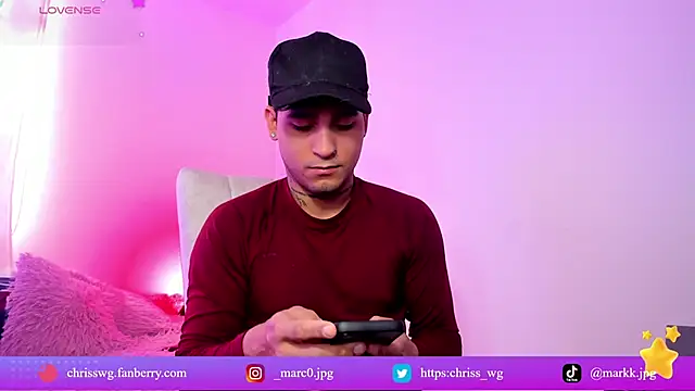 Snapshot of christianwang chatting on December 2025 08:16:02 PM christianwang online show from December 2025 08:16:02 PM