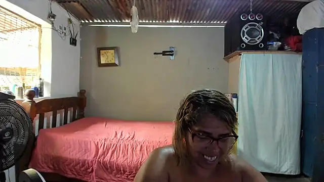 Snapshot of anubys_godes chatting on September 2025 07:14:01 PM anubys godes online show from September 2025 07:14:01 PM