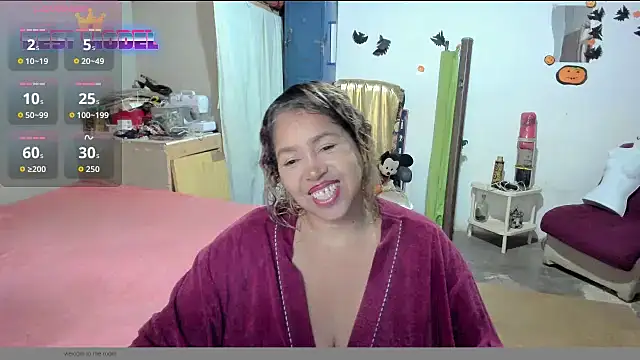 Snapshot of anubys_godes chatting on November 2025 10:45:02 AM anubys godes online show from November 2025 10:45:02 AM