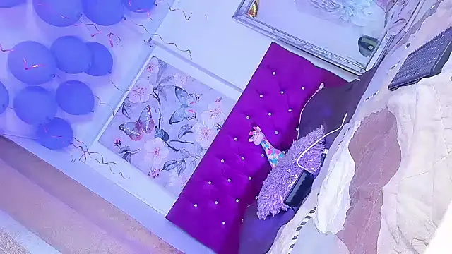 thifanny black online show from December 2024 05:26:01 AM