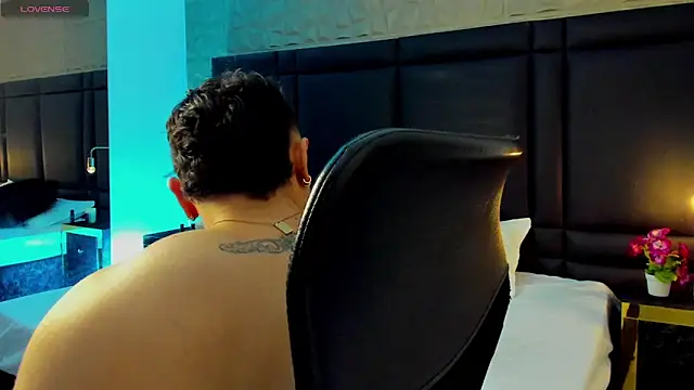 JossAckland online show from February 2025 02:42:01 PM