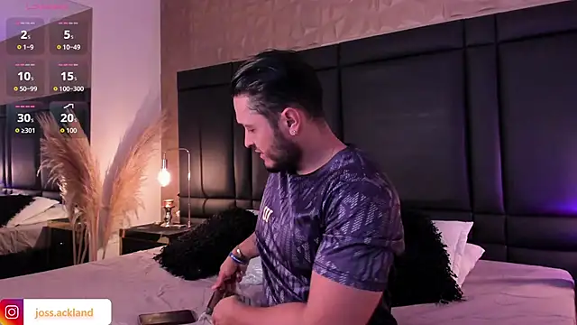 JossAckland online show from November 2025 07:57:01 PM