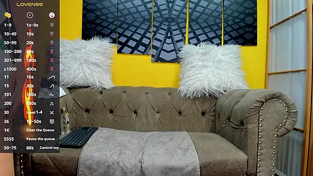 SusanSlim online show from September 2025 08:08:02 PM