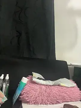 Snapshot of chiquimaturesexy chatting on September 2025 09:27:01 PM chiquimaturesexy online show from September 2025 09:27:01 PM