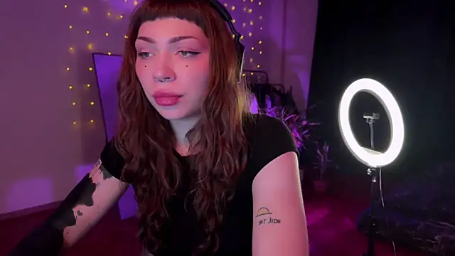 PaulaPratt online show from December 2024 05:48:02 PM