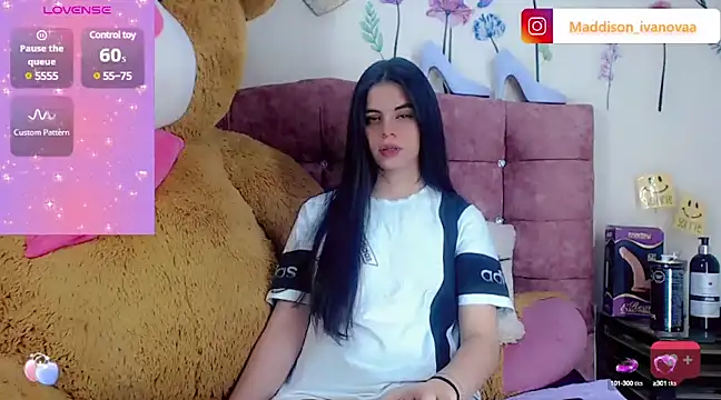 Madisson Ivanova online show from January 2025 04:57:02 AM
