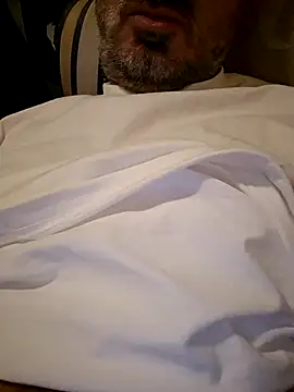 1talianBeutifulCock online show from October 2025 05:52:01 PM