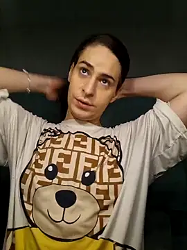 Snapshot of perla97 chatting on January 2026 02:21:01 PM perla97 online show from January 2026 02:21:01 PM