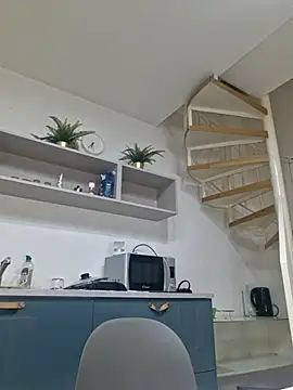 Snapshot of perla97 chatting on February 2026 02:28:01 PM perla97 online show from February 2026 02:28:01 PM