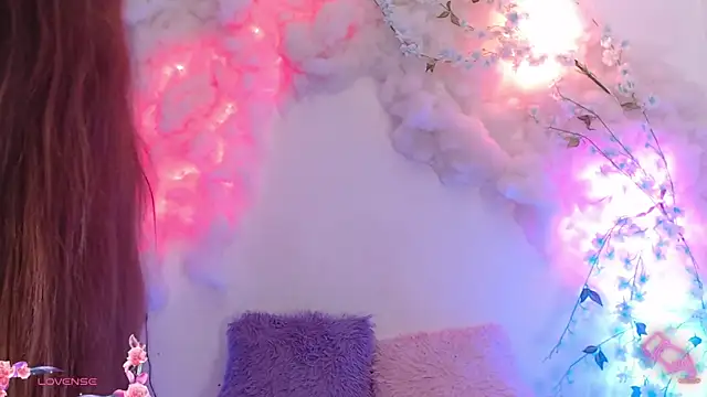 Snapshot of centaurigirl chatting on January 2025 04:27:01 AM centaurigirl online show from January 2025 04:27:01 AM