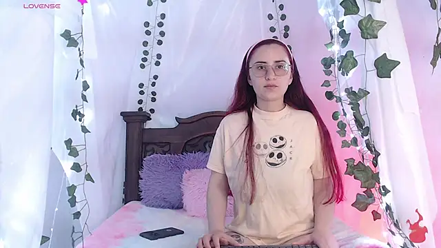 Snapshot of centaurigirl chatting on March 2025 02:16:01 PM centaurigirl online show from March 2025 02:16:01 PM