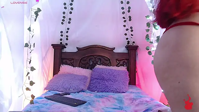 Snapshot of centaurigirl chatting on March 2025 04:14:02 AM centaurigirl online show from March 2025 04:14:02 AM