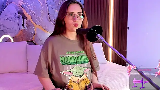 Snapshot of centaurigirl chatting on September 2025 03:28:01 AM centaurigirl online show from September 2025 03:28:01 AM