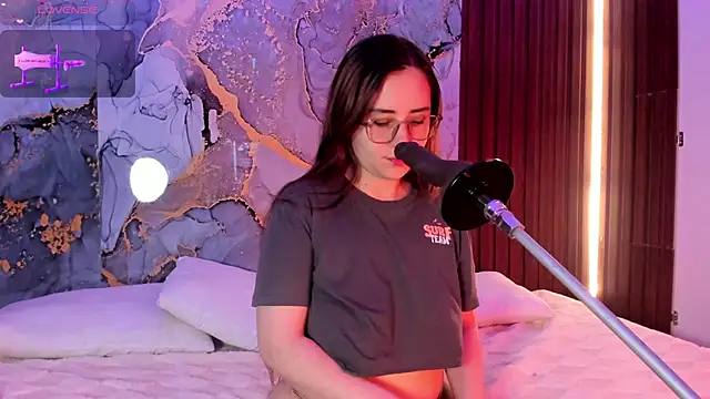 Snapshot of centaurigirl chatting on October 2025 03:26:01 AM centaurigirl online show from October 2025 03:26:01 AM