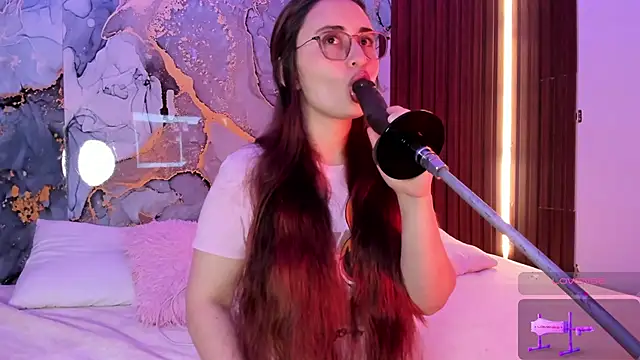 Snapshot of centaurigirl chatting on October 2025 03:25:01 AM centaurigirl online show from October 2025 03:25:01 AM