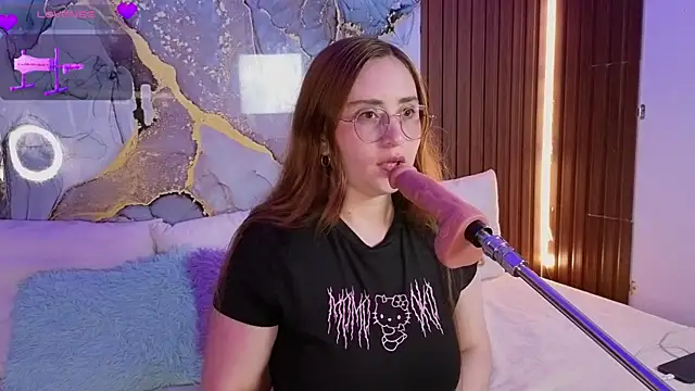 centaurigirl online show from July 2026 03:20:01 AM