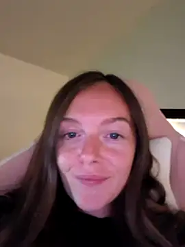 PrettyPetitexoxo online show from August 2026 08:00:02 PM