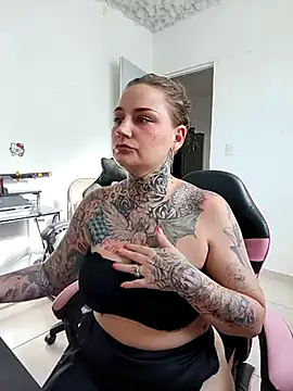 Snapshot of Lisacasandra chatting on February 2025 09:28:01 PM Lisacasandra online show from February 2025 09:28:01 PM