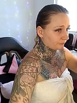 Snapshot of Lisacasandra chatting on March 2025 06:32:01 PM Lisacasandra online show from March 2025 06:32:01 PM