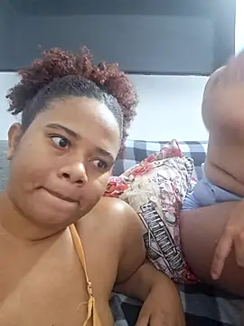 DANIELA MICHEL online show from December 2025 09:57:01 PM