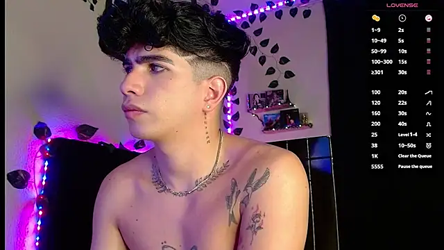 LyleBennett  online show from February 2025 10:47:02 AM