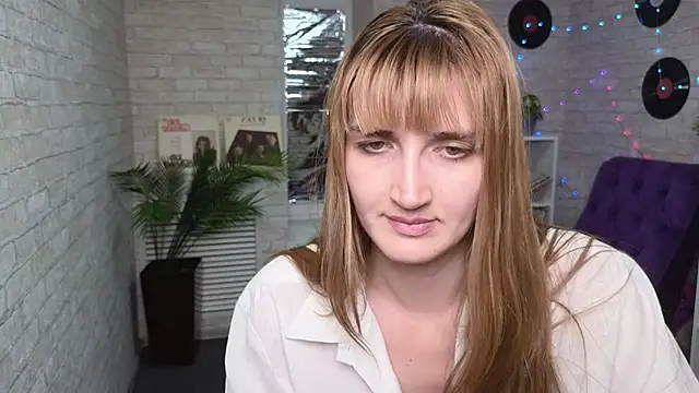 Nika Kitten online show from February 2025 05:38:02 PM