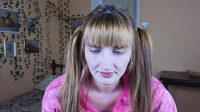 Nika Kitten online show from February 2025 05:58:02 PM