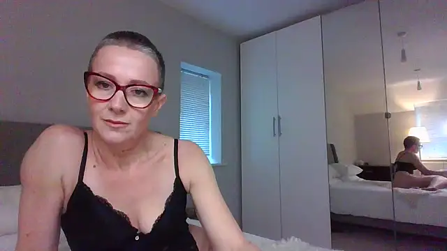 Snapshot of ELEGANT-ARIA36 chatting on December 2024 12:05:02 PM ELEGANT-ARIA36 online show from December 2024 12:05:02 PM