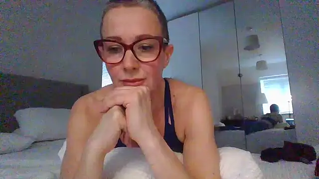 Snapshot of ELEGANT-ARIA36 chatting on January 2025 03:15:01 PM ELEGANT-ARIA36 online show from January 2025 03:15:01 PM