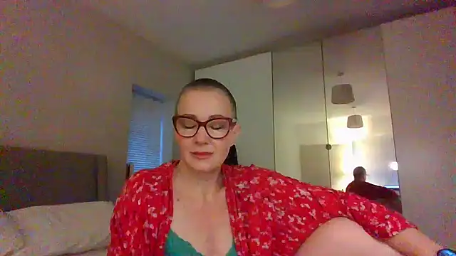 Snapshot of ELEGANT-ARIA36 chatting on January 2025 08:08:02 AM ELEGANT-ARIA36 online show from January 2025 08:08:02 AM