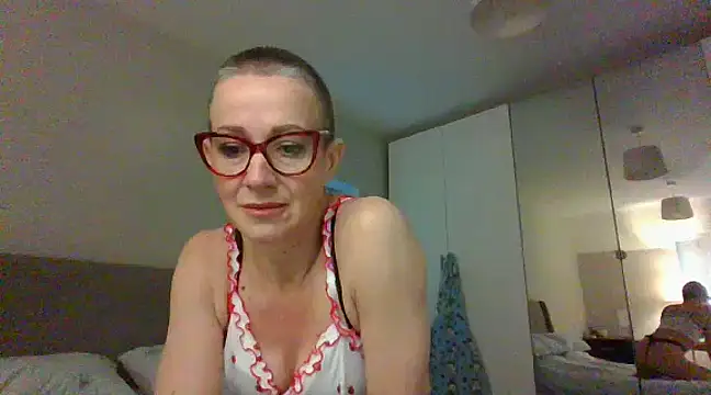 Snapshot of ELEGANT-ARIA36 chatting on February 2025 08:48:01 AM ELEGANT-ARIA36 online show from February 2025 08:48:01 AM