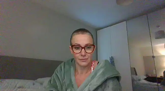 Snapshot of ELEGANT-ARIA36 chatting on February 2025 11:54:01 AM ELEGANT-ARIA36 online show from February 2025 11:54:01 AM