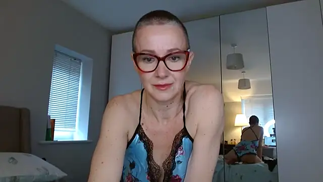 Snapshot of ELEGANT-ARIA36 chatting on February 2025 08:49:02 AM ELEGANT-ARIA36 online show from February 2025 08:49:02 AM