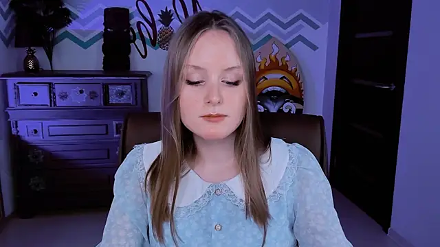 VivienLeeigh online show from March 2025 11:16:01 PM